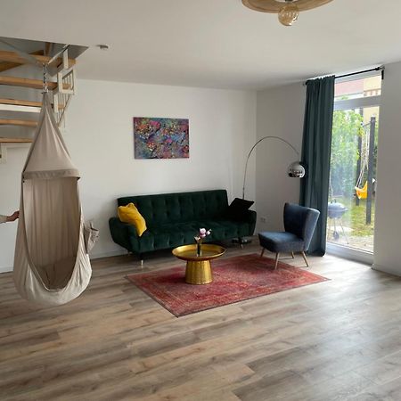 Villa Urban House For Families And Berlin Tourists Teltow Exterior foto