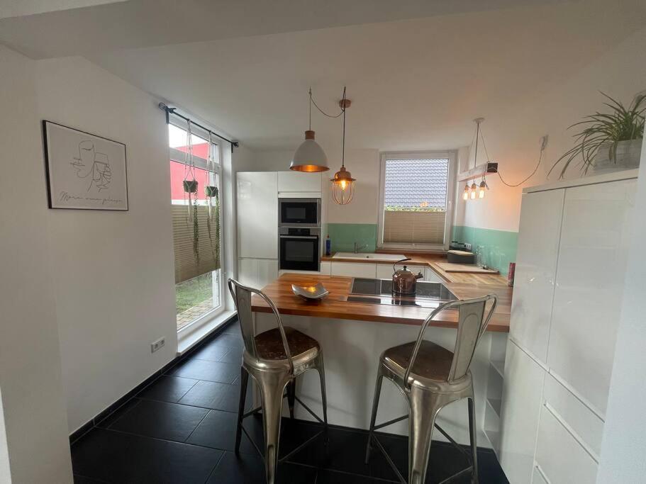 Villa Urban House For Families And Berlin Tourists Teltow Exterior foto